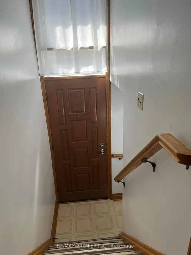 Additional image 14 of 129 Chalkfarm Dr