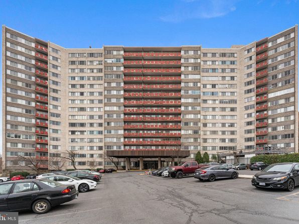 5340 Holmes Run Pkwy UNIT 915, Alexandria, VA 22304