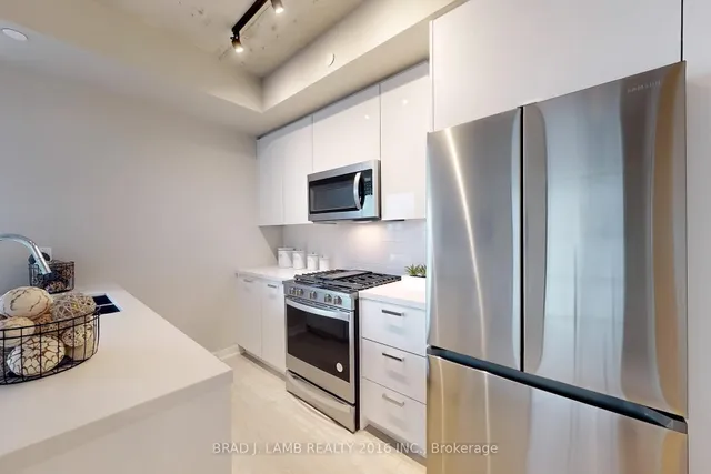 Additional image 10 of 195 McCaul St Unit 318