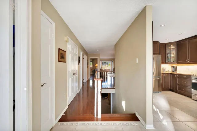 Additional image 5 of 5255 Lakeshore Rd Unit 6