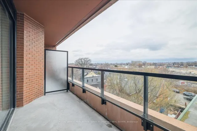 Additional image 4 of 2720 Dundas St Unit 515