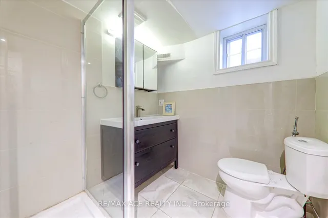 Additional image 30 of 20 Blakemanor Blvd