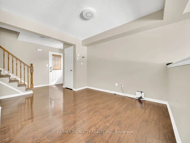 Additional image 7 of 142 Snowdrop Cres