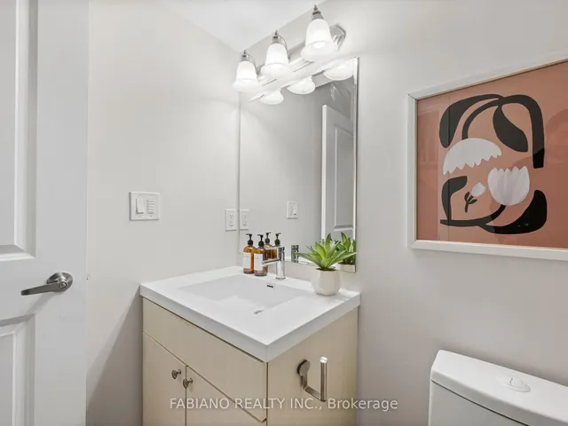 Additional image 21 of 55 Thomas Mulholland Dr Unit 8