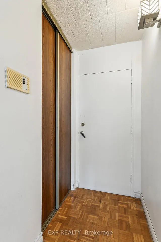 Additional image 7 of 3625 Lakeshore Blvd Unit 506