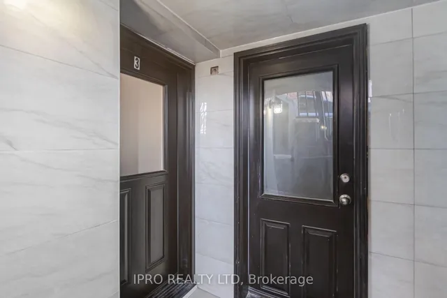 Additional image 32 of 528 Brock Ave