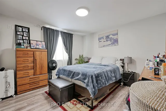 Additional image 22 of 657 Evans Ave