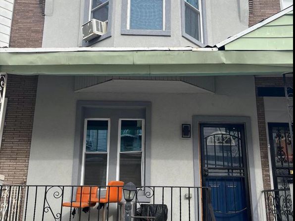 3011 Redner St, Philadelphia, PA 19121