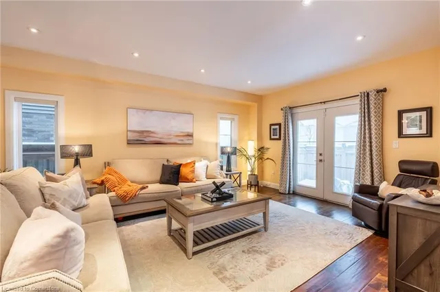 Additional image 8 of 412 Annalee Dr