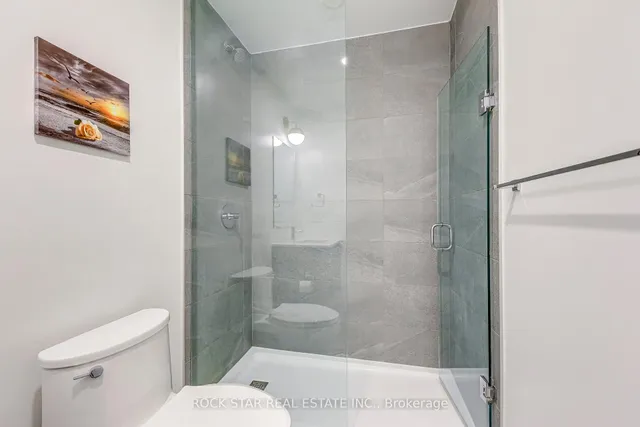 Additional image 24 of 405 Dundas St Unit 216