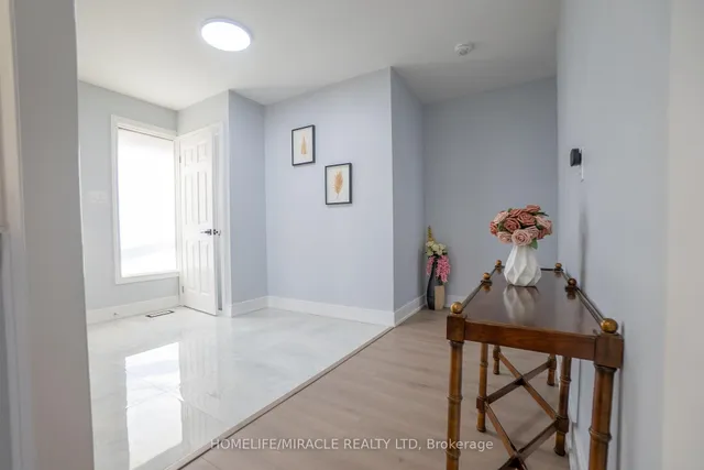 Additional image 6 of 41 Grande Ave