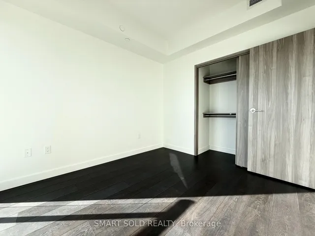 Additional image 9 of 85 McMahon Dr Unit 2001