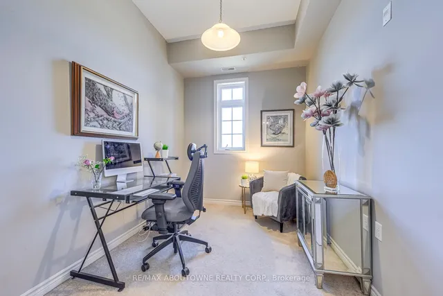 Additional image 33 of 1470 Main St Unit 401