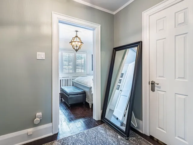 Additional image 21 of 461 Donlands Ave