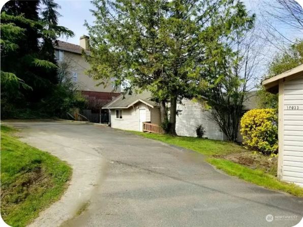 10033 75th Avenue S, Seattle, WA 98178
