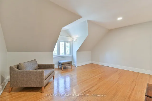 Additional image 29 of 159 Glendale Ave