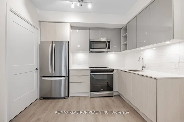 Additional image 4 of 25 Holly St Unit 710