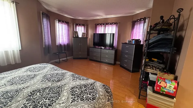 Additional image 17 of 980 Peter Robertson Blvd