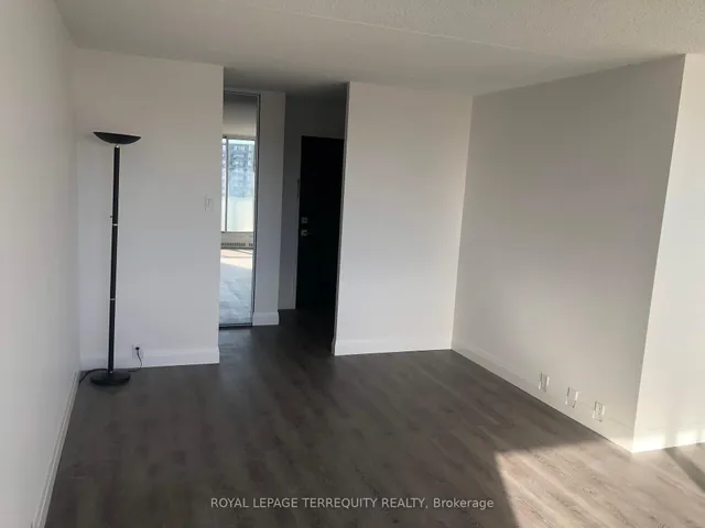 Additional image 16 of 2 Glamorgan Ave Unit 1005