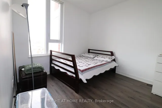 Additional image 11 of 3100 Keele St Unit 612