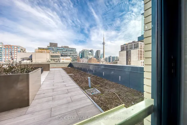 Additional image 11 of 543 Richmond St Unit 228