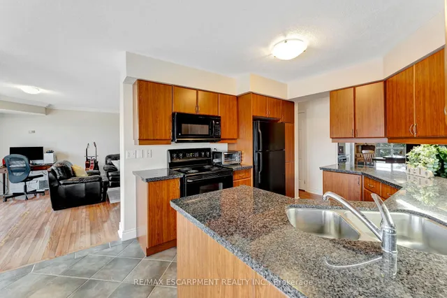 Additional image 22 of 1770 Main St Unit 506