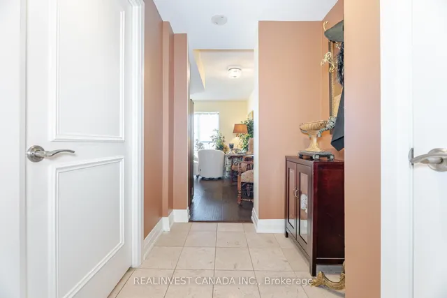 Additional image 9 of 2737 Keele St Unit 905