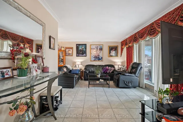 Additional image 2 of 27 Belleglade Crt