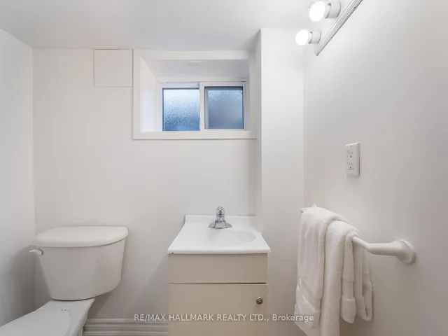 Additional image 46 of 32 Cambridge Ave