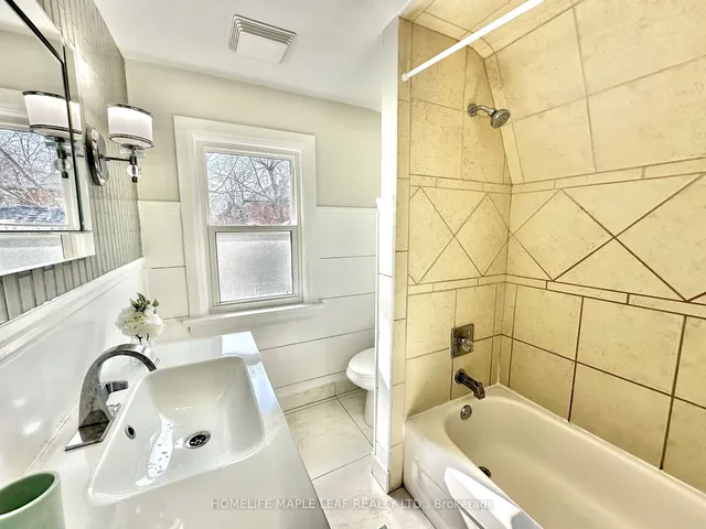 Additional image 22 of 7 Lowes Ave