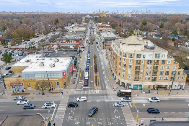 Additional image 40 of 33 Willingdon Blvd