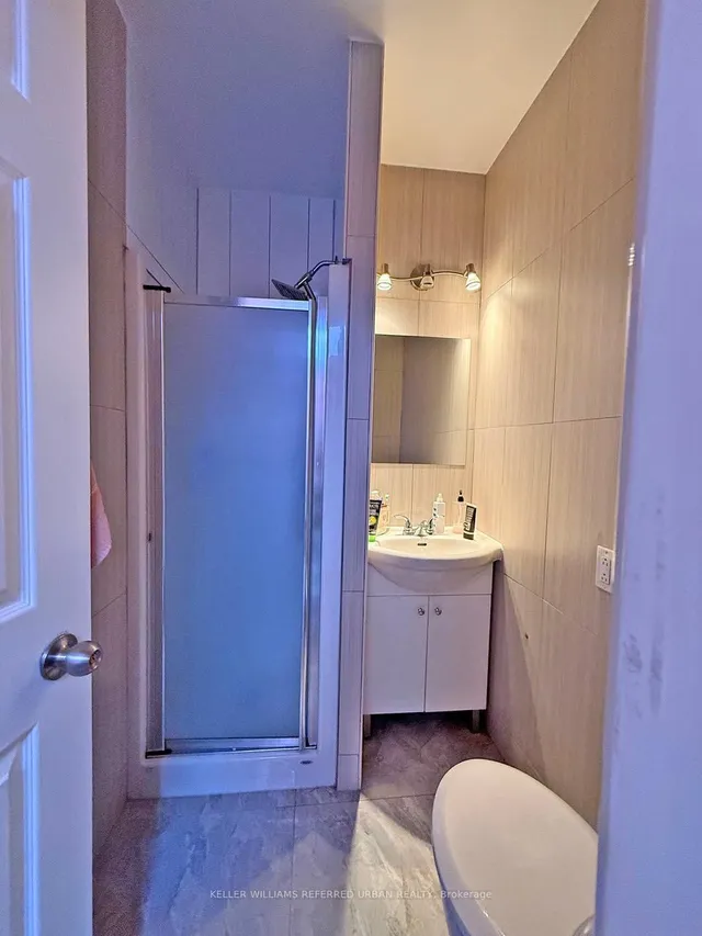 Additional image 29 of 6 Elmhurst Dr