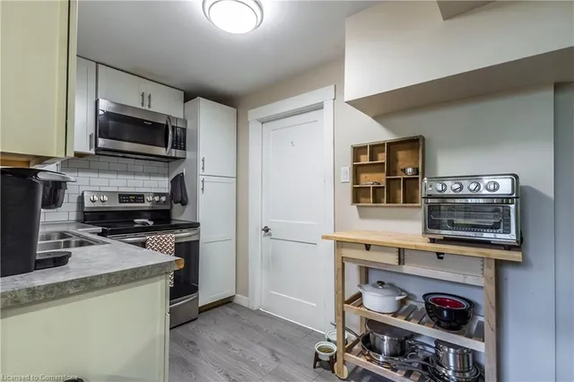 Additional image 38 of 112 Wexford Cres