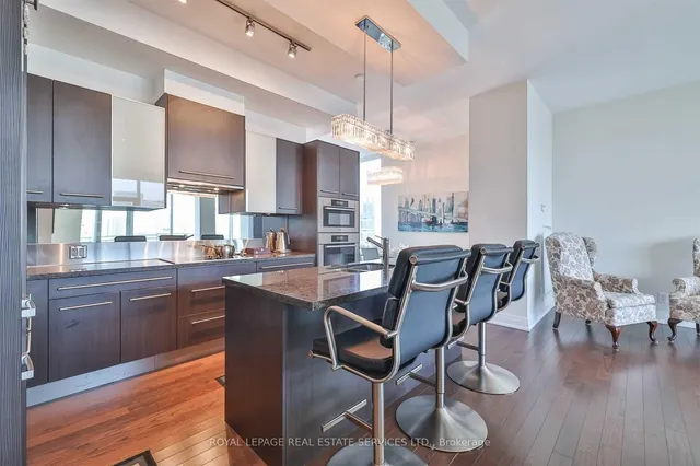 Additional image 9 of 80 John St Unit 4406