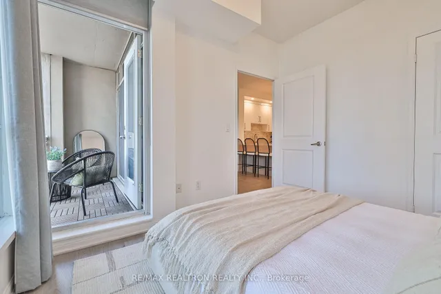 Additional image 19 of 21 Grand Magazine St Unit 710