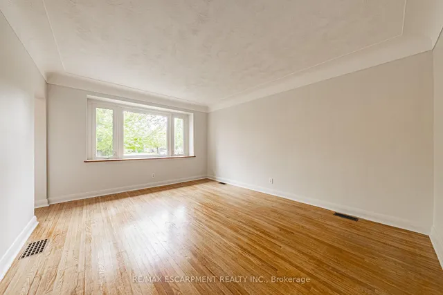 Additional image 5 of 8 Sinclair Crt