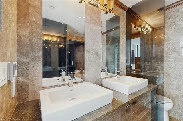 Additional image 11 of 2121 Lake Shore Blvd Unit UPH2701