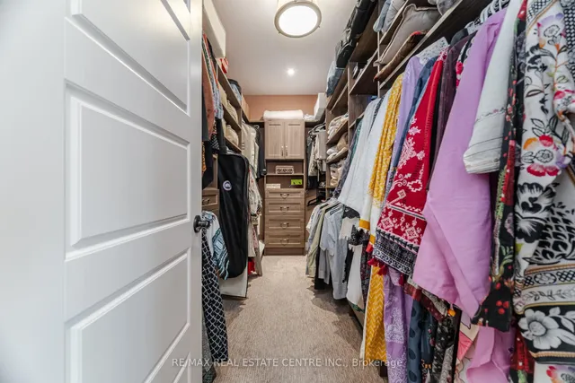 Additional image 20 of 156 Camellia Cres