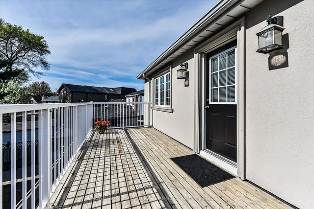 Additional image 21 of 454 Donlands Ave