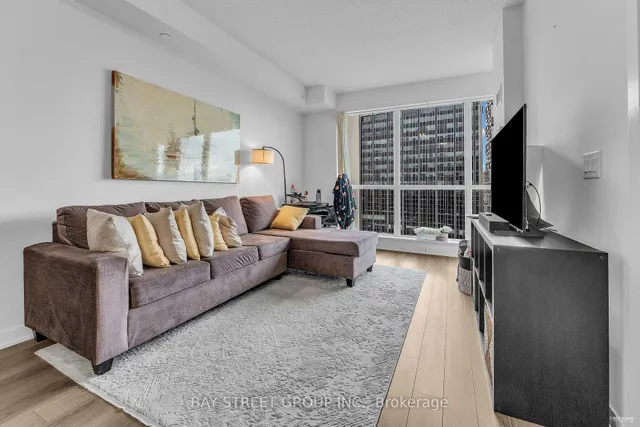 Additional image 3 of 60 Berwick Ave Unit 1201