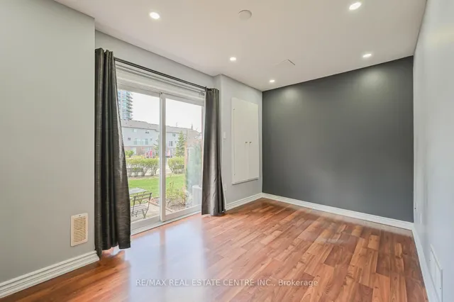 Additional image 35 of 4950 Albina Way Unit 93