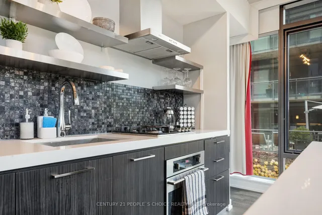 Additional image 13 of 560 King St Unit 305