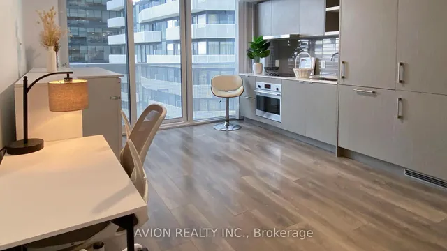 Additional image 8 of 88 Harbour St Unit Unit #1811