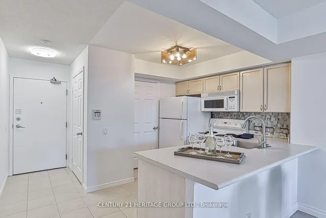 Additional image 3 of 30 Harrison Garden Blvd Unit 701
