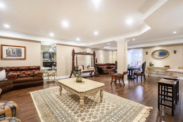 Additional image 25 of 201 Holloway Terr