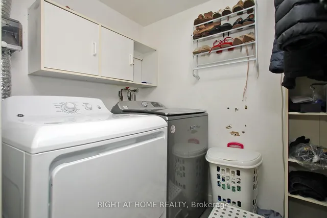 Additional image 17 of 75 Emmett Ave Unit 1112