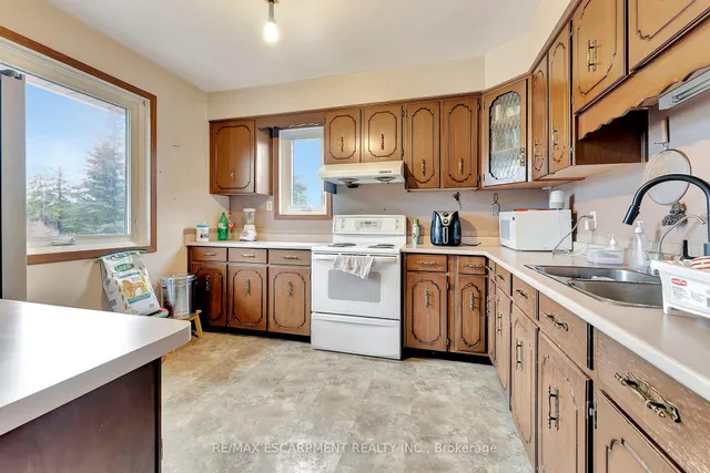 Additional image 7 of 2280 Highway 6 N/A