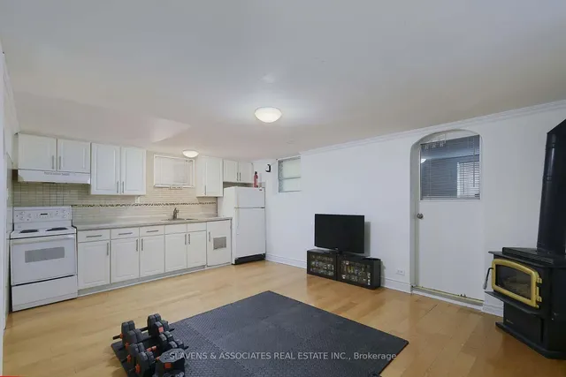 Additional image 26 of 72 Belgravia Ave