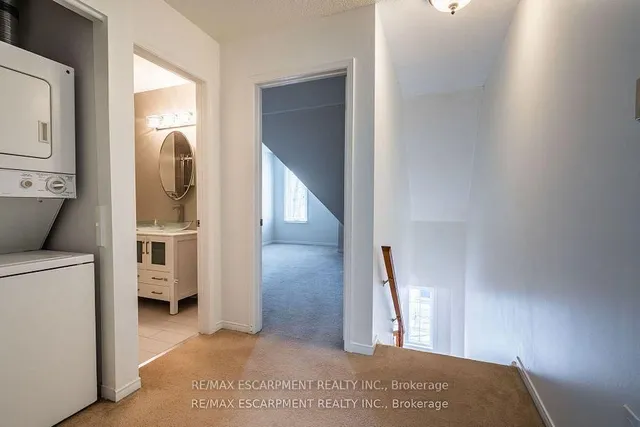 Additional image 13 of 2075 WALKERS Line Unit 246