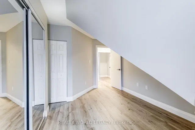 Additional image 7 of 2055 Walker's Line Unit 240